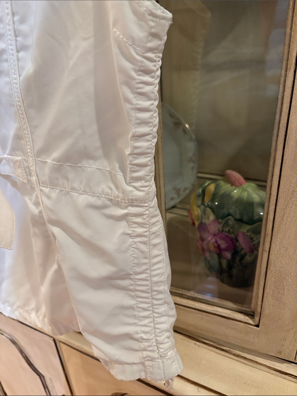 Eddie Bauer White Utility Vest with High Collar - Picture 6 of 11